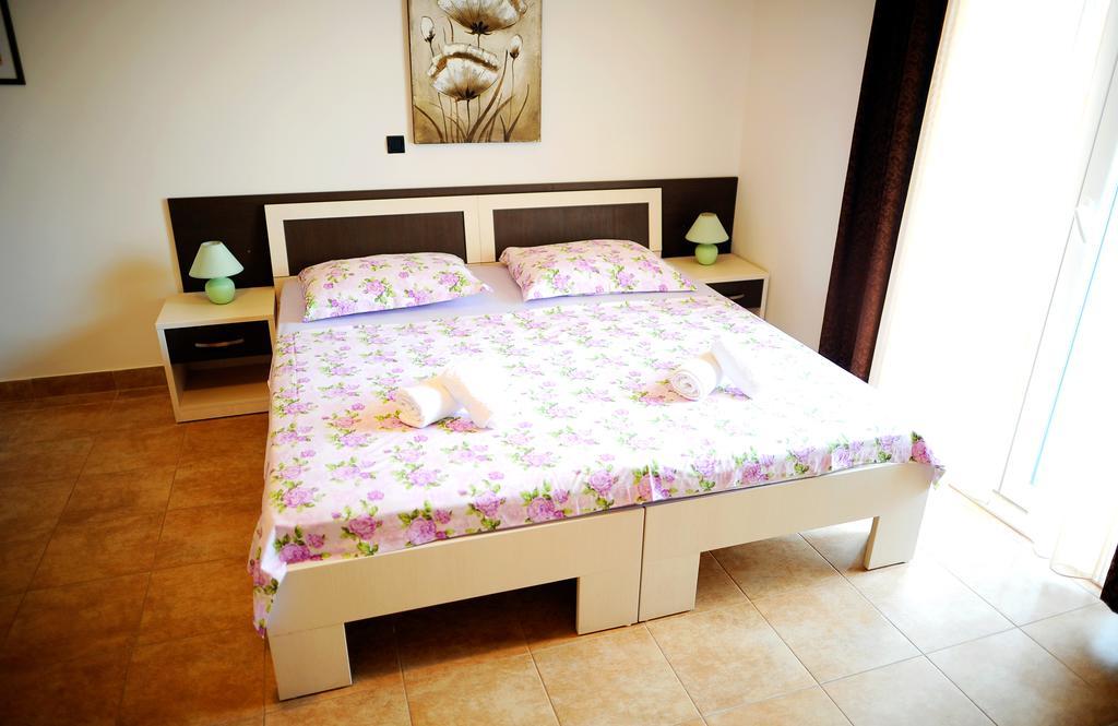 Apartments&Rooms Jelavić Seget Vranjica Pokój zdjęcie