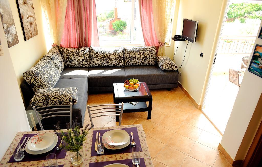 Apartments&Rooms Jelavić Seget Vranjica Pokój zdjęcie