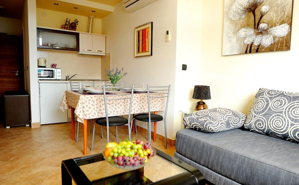 Apartments&Rooms Jelavić Seget Vranjica Pokój zdjęcie
