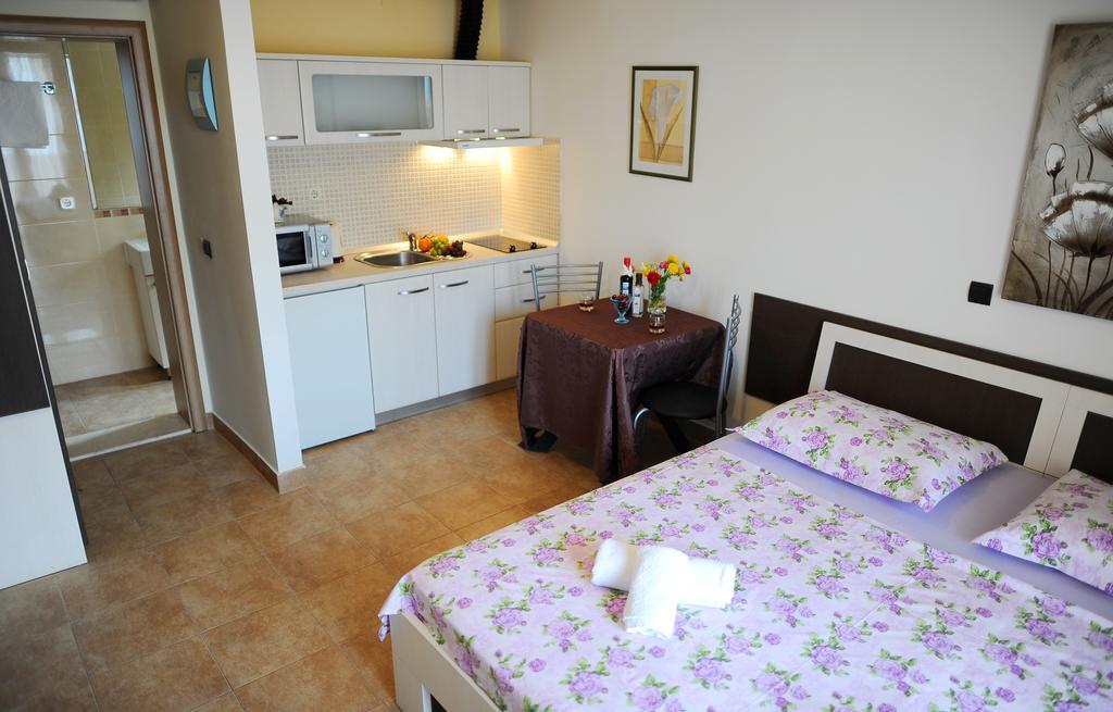 Apartments&Rooms Jelavić Seget Vranjica Zewnętrze zdjęcie